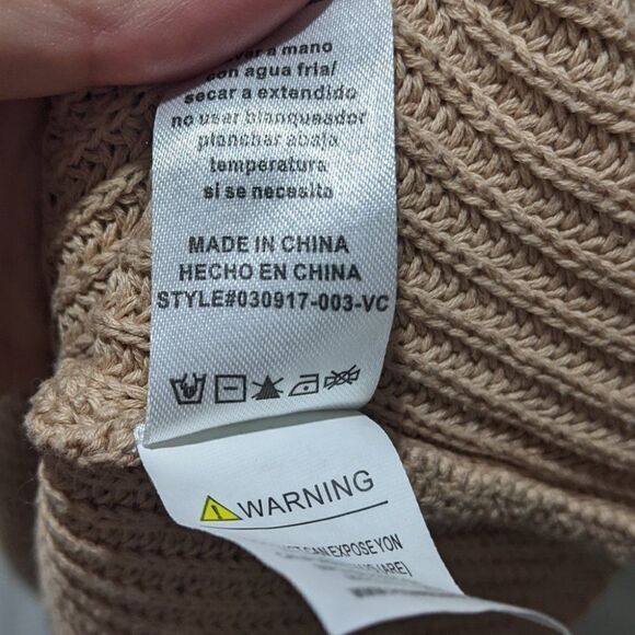 Vici | Rib knit cotton sweater with crochet - Picture 10 of 10